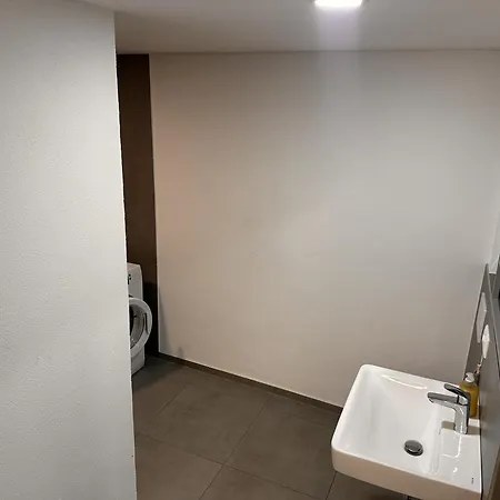 Weedenhof In 6 Personen 3 Schlafzimmer A * Zornheim